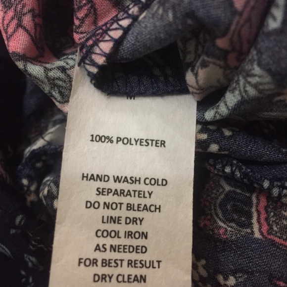 🛑SOLD🛑🌹HP🌹Floral Print Off the Shoulder Raffle Jumpsuit - Picture 4 of 5